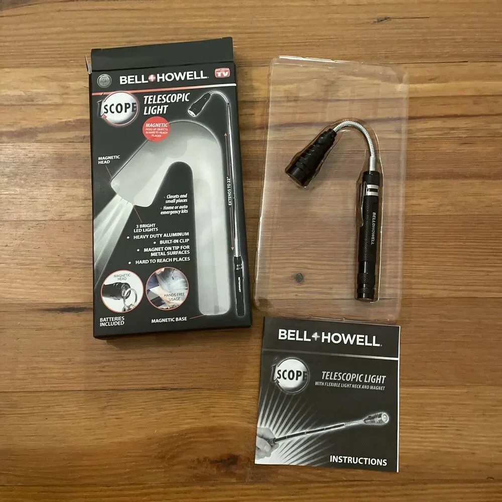 Bell and Howell Telescopic Light As Seen On TV Extends To 22” Magnetic - Picture 3 of 12